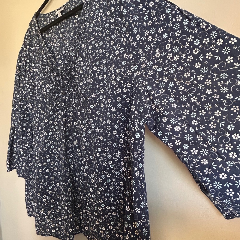 Fashion Bug Navy Blue Floral Cotton Ruffle V-Neck Blouse 4X Plus Size 3/4 Sleeve - Picture 5 of 9